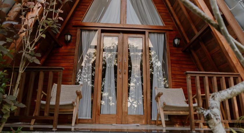Kupanaha Villa Hotel in Nusapenida
