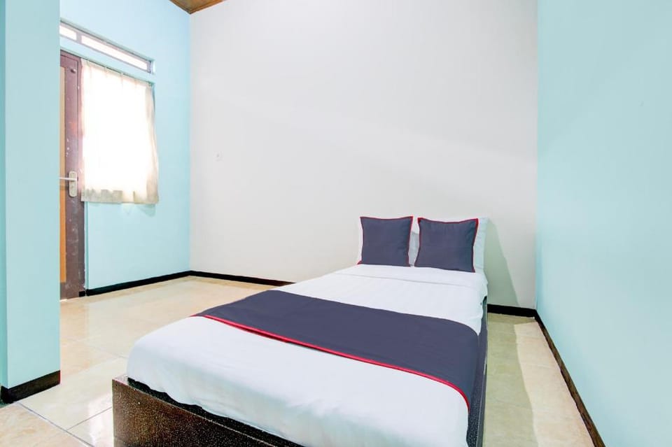 Hotel O Purwokerto Near Alun Alun Purwokerto Formerly Guest House Rania Hotel in Indonesia