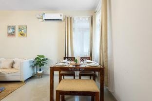 Little Havana 1BR Apt White Cove by Earthyrooms Vacation rental in Candolim