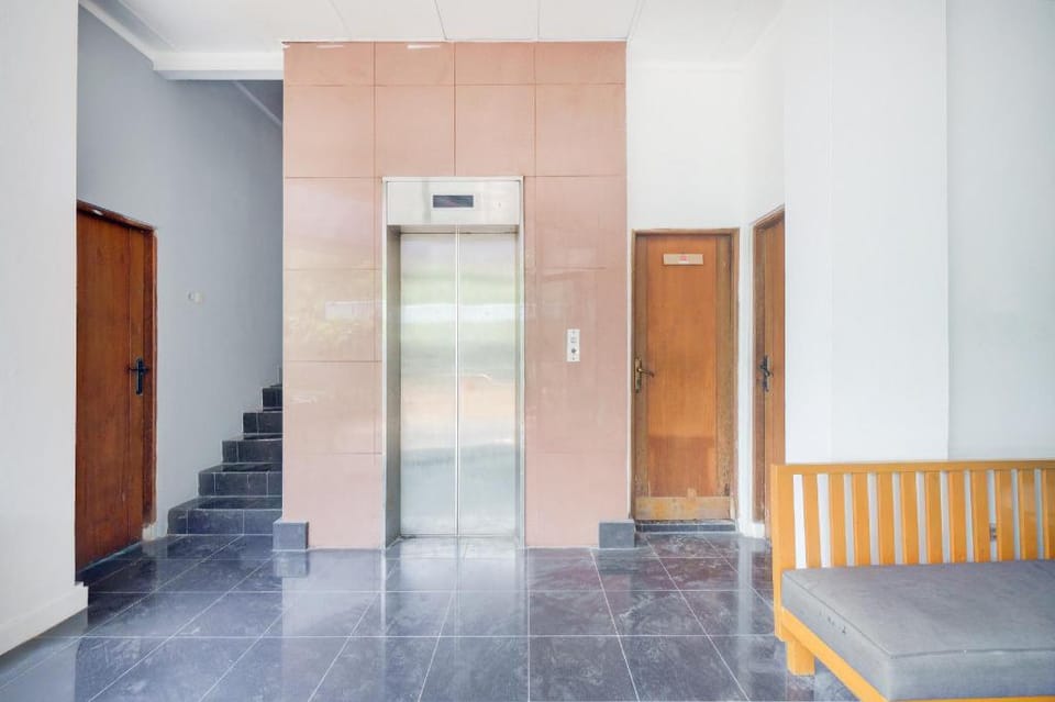 Hotel O Palmerah Near Binus University Formerly Wisma Bango Hotel in South Jakarta City