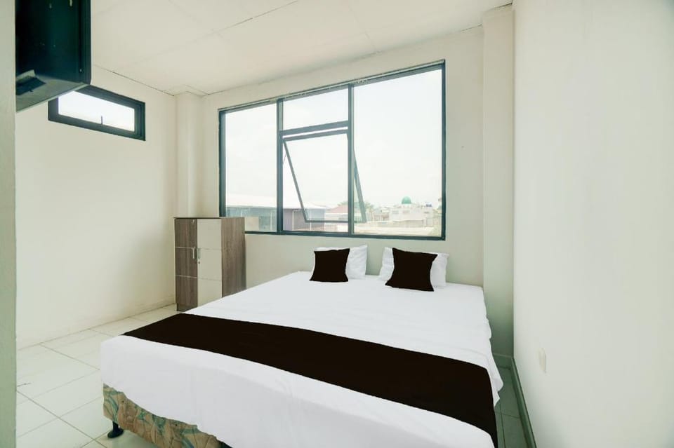 Hotel O Palmerah Near Binus University Formerly Wisma Bango Hotel in South Jakarta City