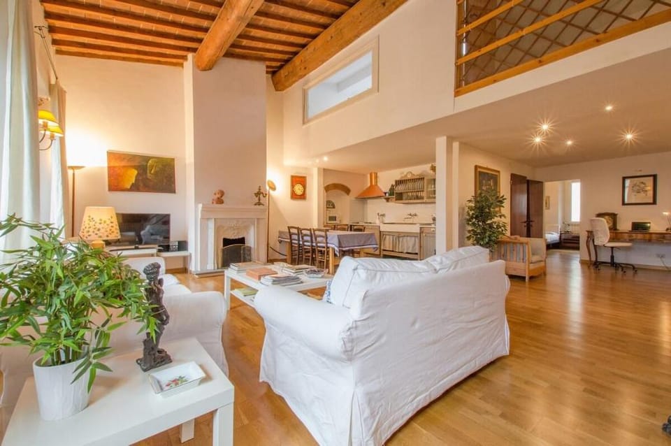 Beautiful apartment Bellavista Apartment in Florence