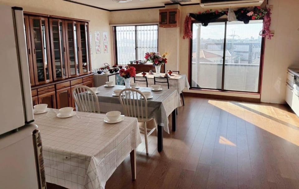 Mito Houses 15 or 22 Pax - Breakfast Options Apartment in Osaka
