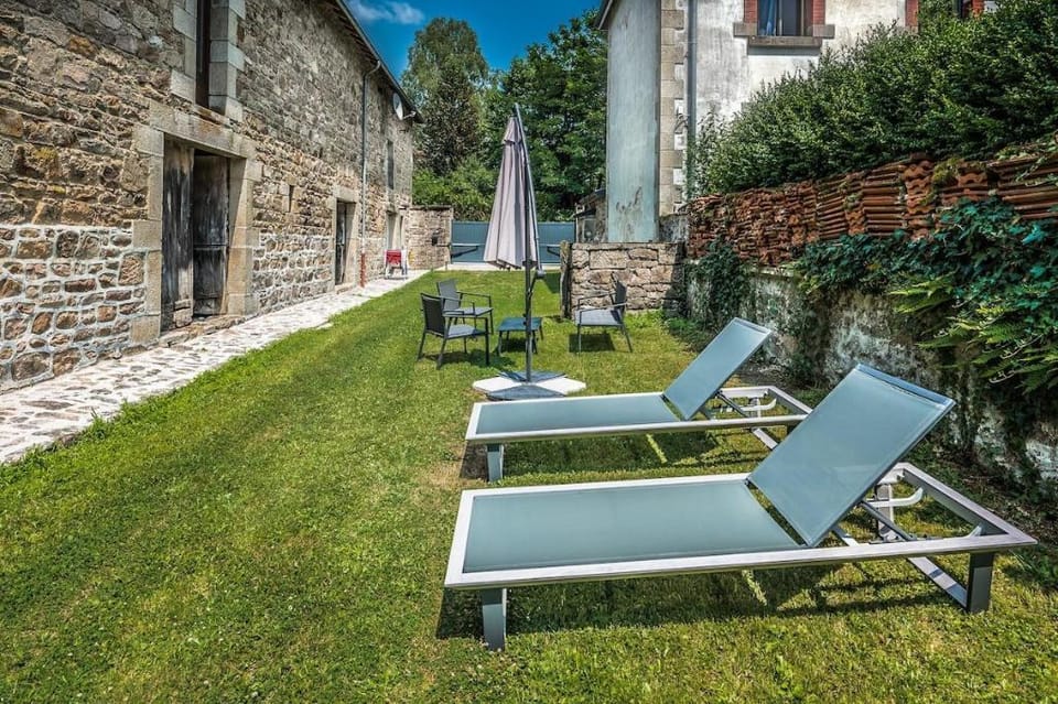 Gîte jardin - Broussas Beach - Stay In Vassivière Apartment in Nouvelle-Aquitaine