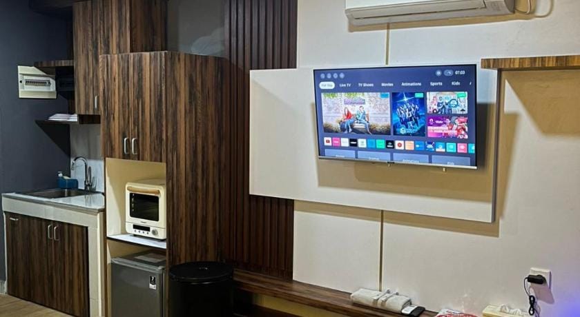 APARTEMEN POLLUX CHADSTONE by.SBroom.Official Hotel in West Java
