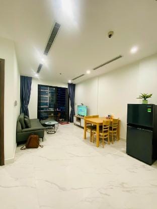 The Beverly - Luxury Pool View Apt in HCMC Vacation rental in Ho Chi Minh City