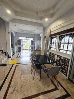 diamond house in Phuket Villa in Wichit