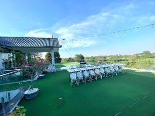 TẢN ĐÀ LAKESIDE BA VÌ 4 PHÒNG NGỦ  Villa in Laos