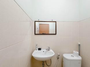 Best Deal & Homey 2BR Bale Hinggil Apt By Travelio Apartment in Surabaya