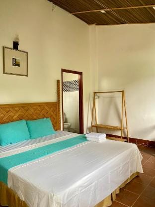 Tuy Hoa-DBL, garden view, near train & airport Vacation rental in Vietnam