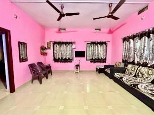 Delta Dreams: Beach Sunset Bliss Vacation rental in Karnataka