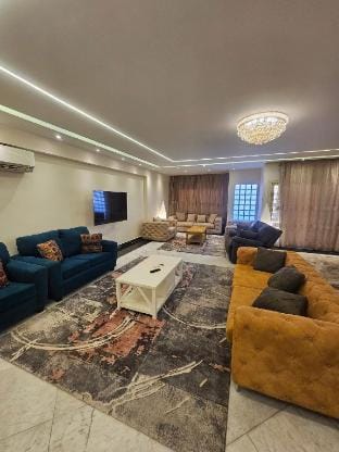 شقة للايجار المفروش مميزة في المهندسين Apartment in Egypt