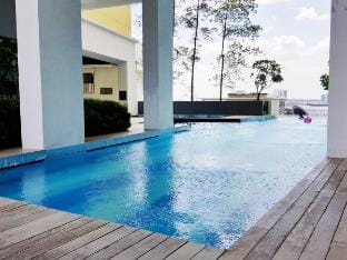 S4 The Bear @ Setiawalk Puchong Vacation rental in Subang Jaya