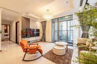 LUNA Luxury Residence - Vinhomes Landmark Apartment in Ho Chi Minh City