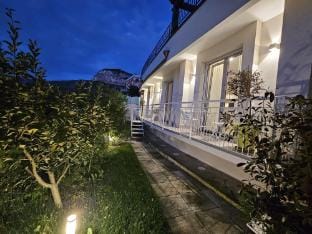 Casa Calì villa con giardino  Vacation rental in Piano di Sorrento