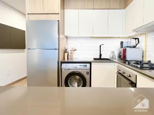 Rokane G25 Studio – Modern Comfort with City Views Vacation rental in Dubai
