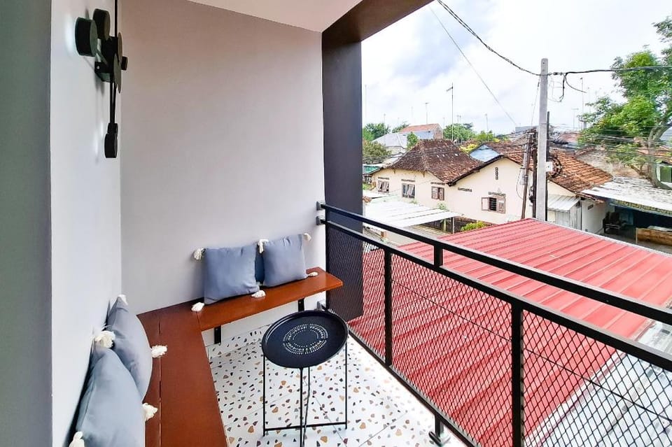 Urbanview Hotel Syariah Terra House Pati by RedDoorz Hotel in East Java