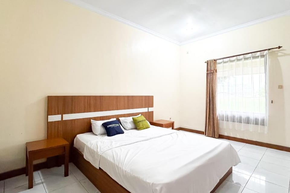 Urbanview Hotel Sabitha Kalijati Subang Hotel in West Java