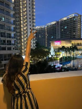 Beachview Apartment in Parañaque-Azure Apartment in Paranaque