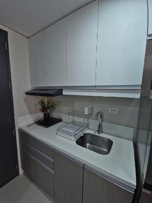 Phil's Abode @Baseline Prestige Apartment in Cebu City