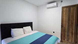 VILLA ACI CEMAGI Villa in Kediri