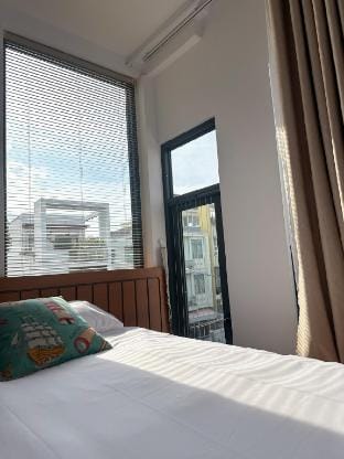 Heart of Cantho Bright Room with laundry Vacation rental in Cambodia