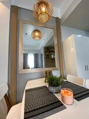 Crosswind Alpine Villas Serenity  Netflix/Parking Villa in Tagaytay