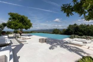 Podere Venere by Miani Group Villa in Tuscany
