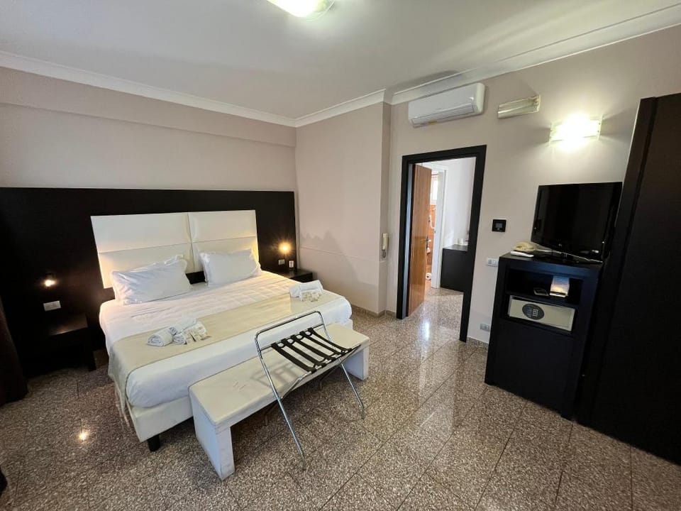 EH Suites Rome Airport Euro House Hotels Hotel in Fiumicino