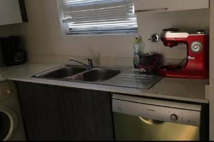 Pool Bbq 3Br 2Baths Parking Secure Family Friendly Apartment in Sandton
