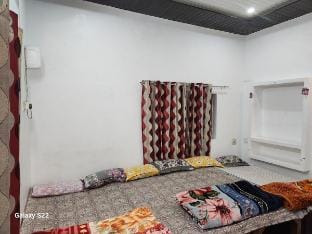 Cozy 6-Bedroom Retreat  Ideal for Groups &Families Vacation rental in Varanasi