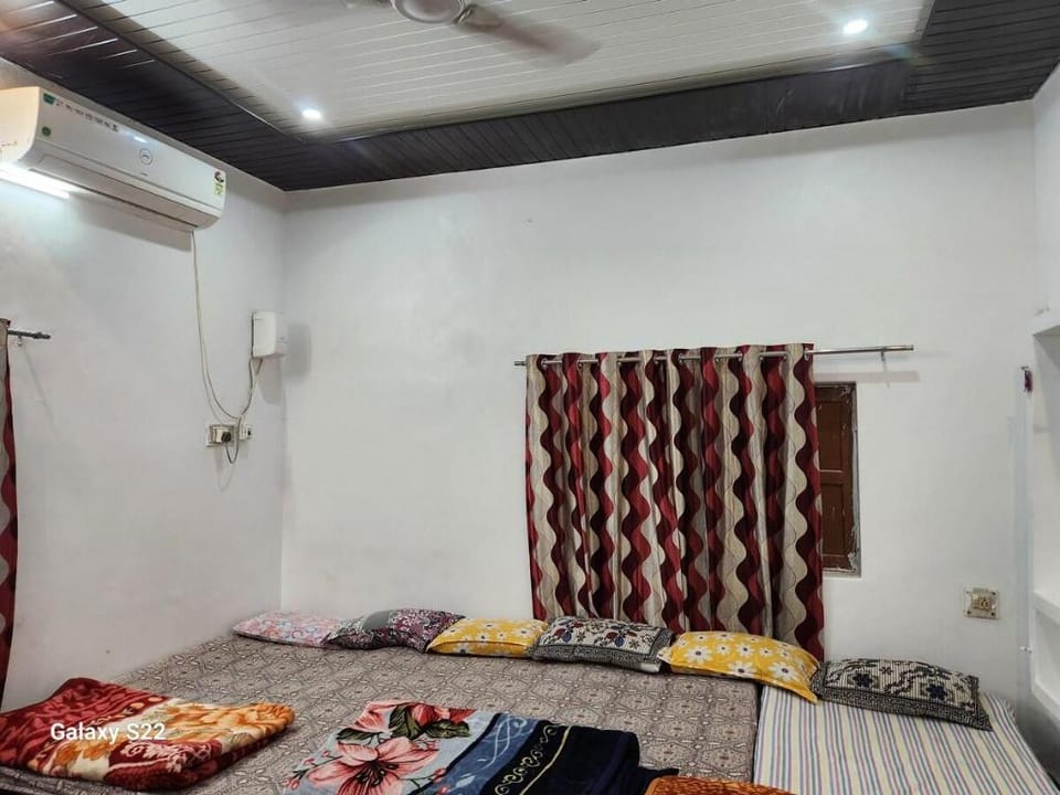 Samridhi Home Stay Bhadaini VNS Apartment in Varanasi