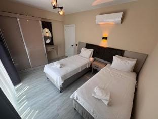Luxury with private pool Apartment in Ölüdeniz