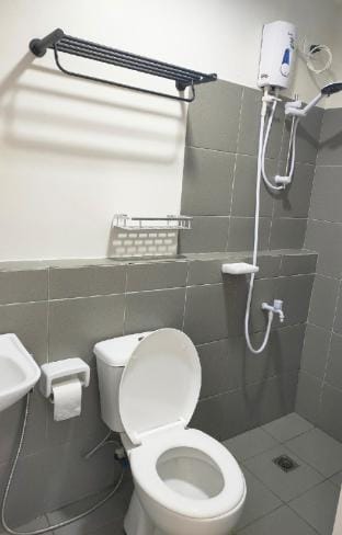 CozyCondo@Ibiza 3N Olvera Residences CamellaManors Apartment in Bacolod