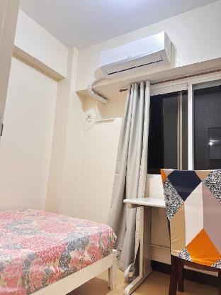 Manila Bay Two Rooms Apartment in Manila City