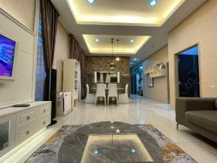 Aisy Q Homestay (Muslim Only) Vacation rental in Malacca