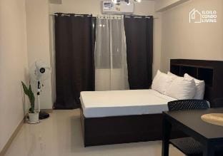 Studio Unit A5 with Balcony (City View) Apartment in Iloilo City