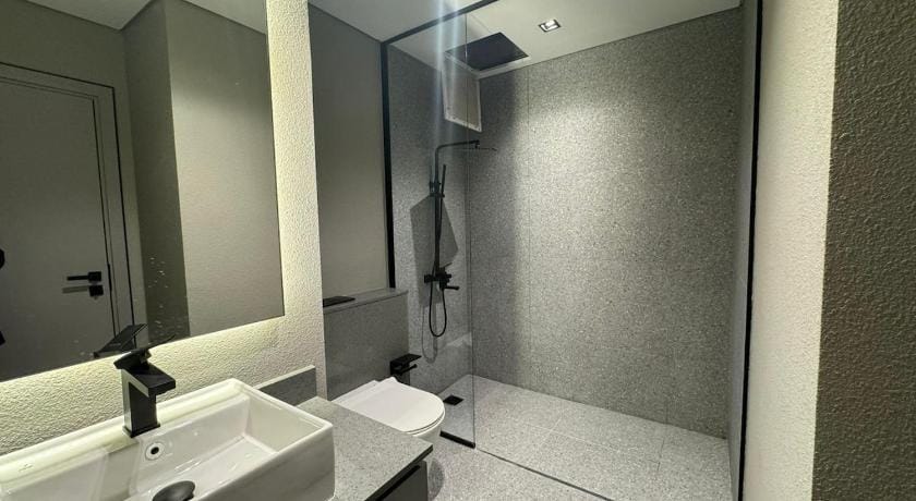 Brand New Chic Studio Apartment 8min to Downtown Apartment in Dubai