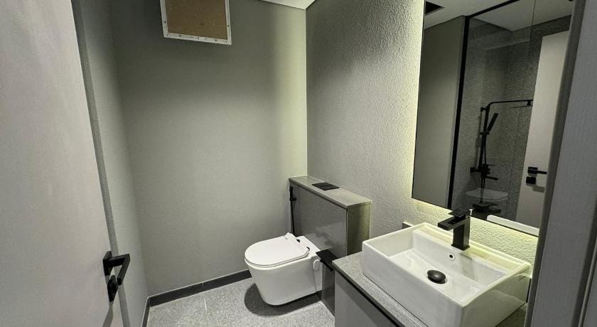 Brand New Chic Studio Apartment 8min to Downtown Apartment in Dubai