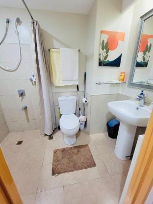Romantic Room For 4 Pax Apartment in Lapu-Lapu City
