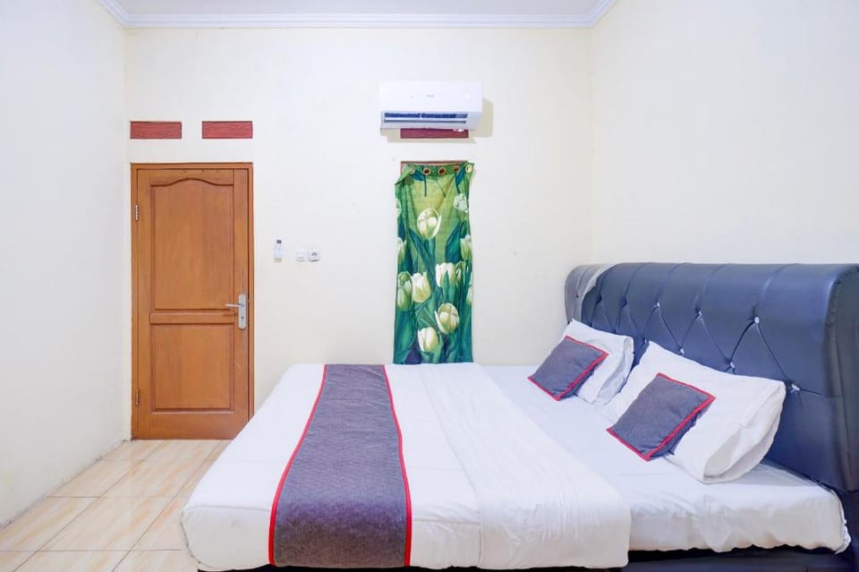 Hotel O Tangerang Near Indomilk Arena Stadium Formerly Sultan Residence Hotel in West Java