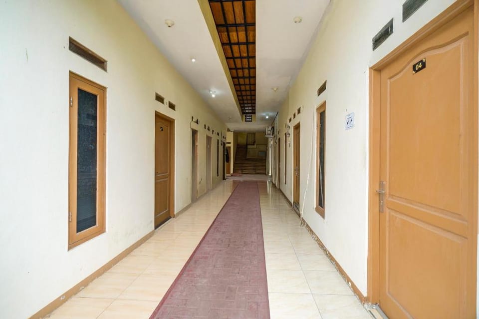 Hotel O Tangerang Near Indomilk Arena Stadium Formerly Sultan Residence Hotel in West Java