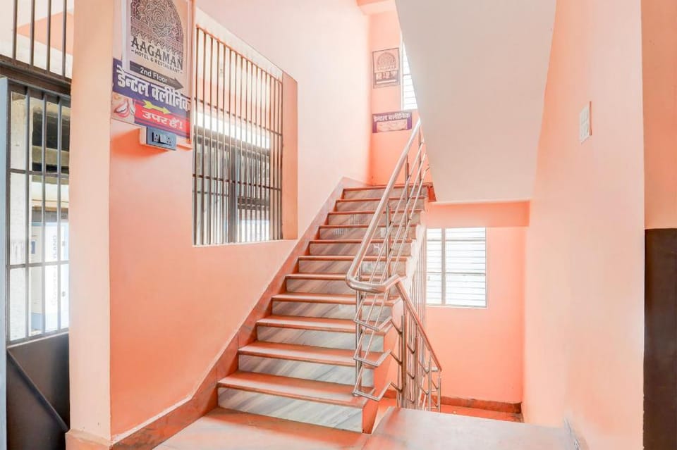 Super Hotel O AAGAMAN HOTEL & RESTAURANT Hotel in West Bengal