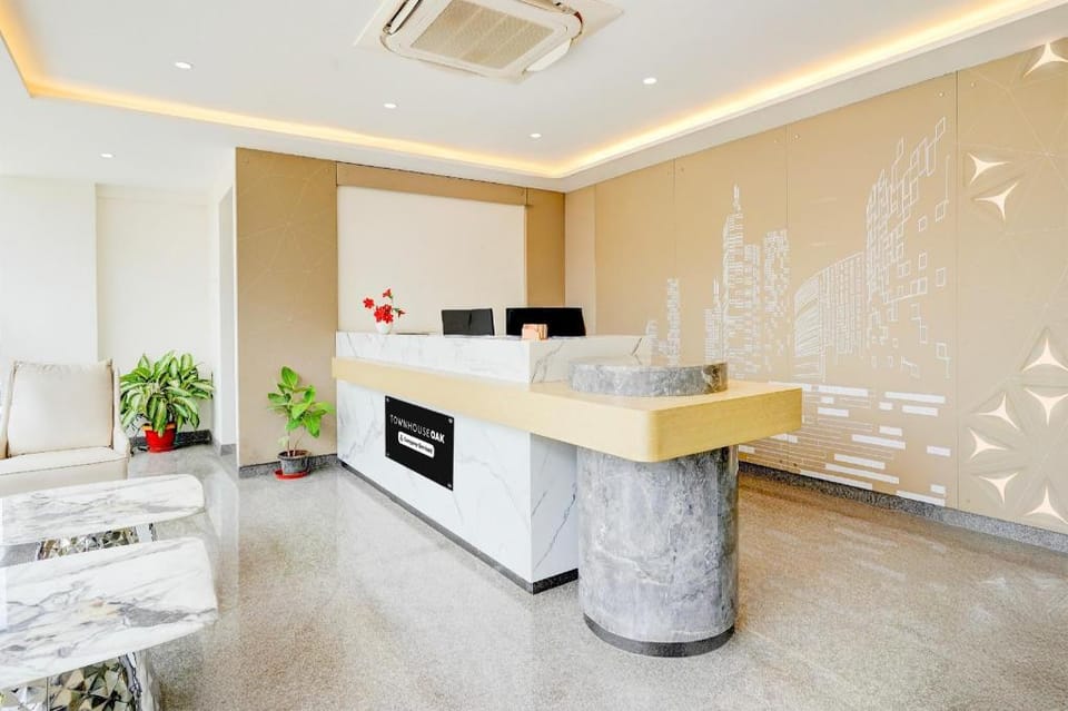 Super Townhouse Oak AECS Layout Brookfield Hotel in Bengaluru