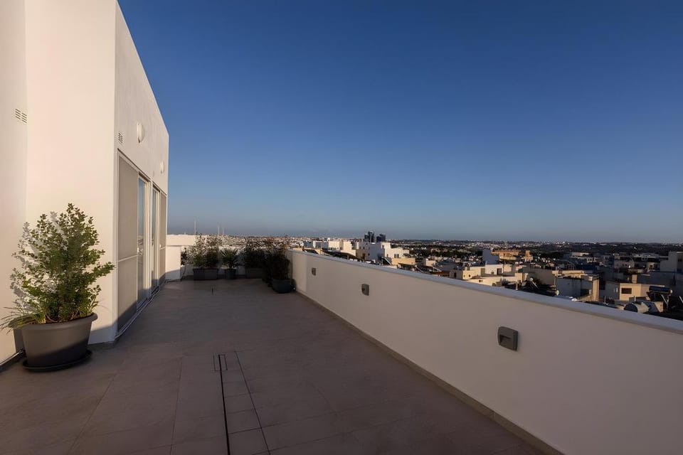 The View Penthouse Hotel in Attard