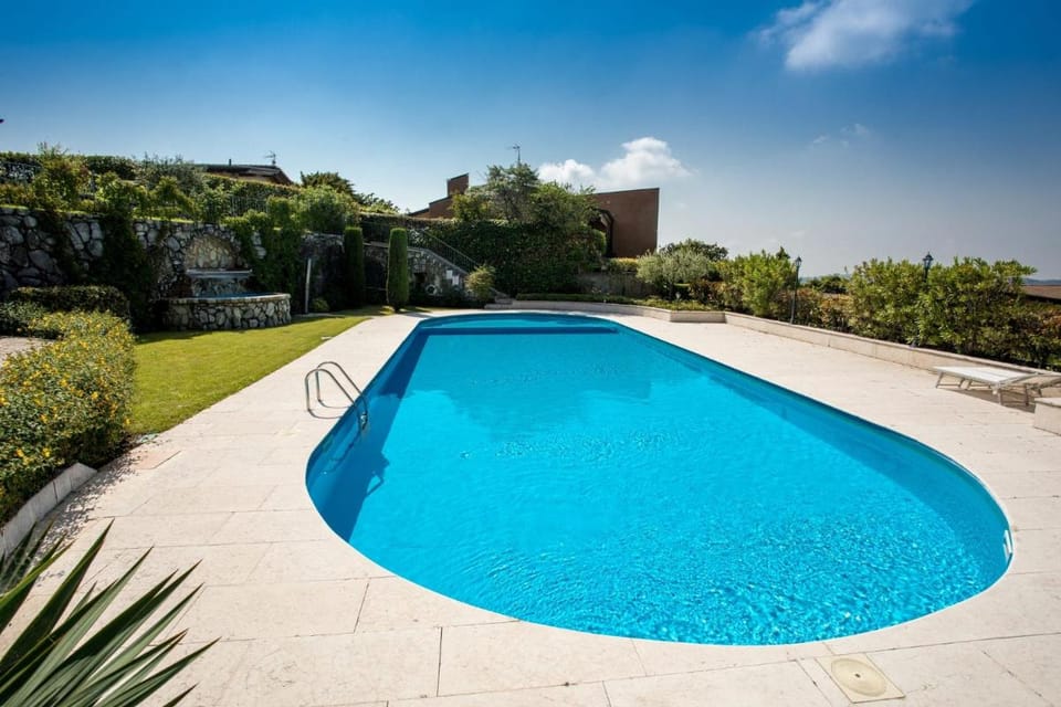 Terraced house with shared pool Apartment in Province of Brescia