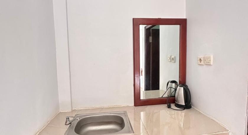 Charlitoz Homestay Hotel in Indonesia