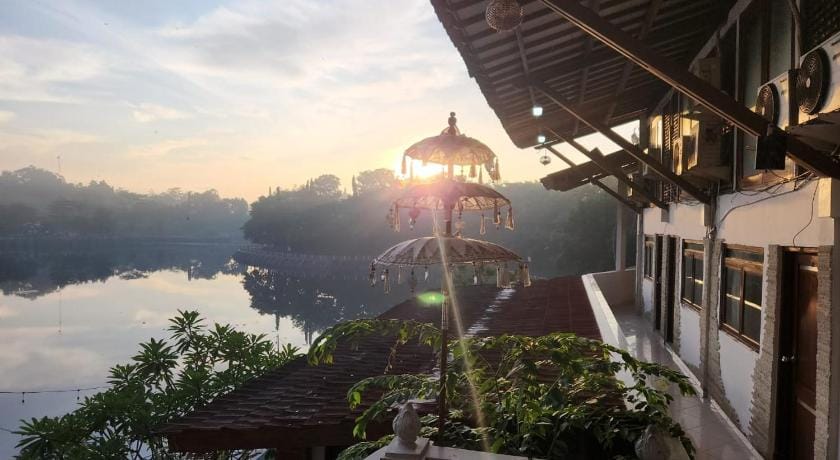 Omah Kenangan at Seven Trumpets Resort Bed and Breakfast in Special Region of Yogyakarta