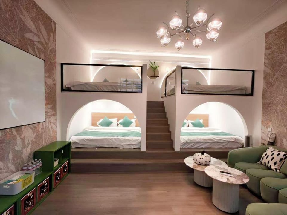 LingJu B&B - Jing'an Temple Branch Apartment in Shanghai