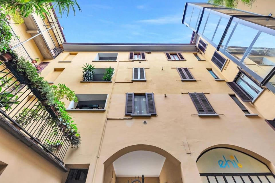 Naviglio 13 Apartment in Milan